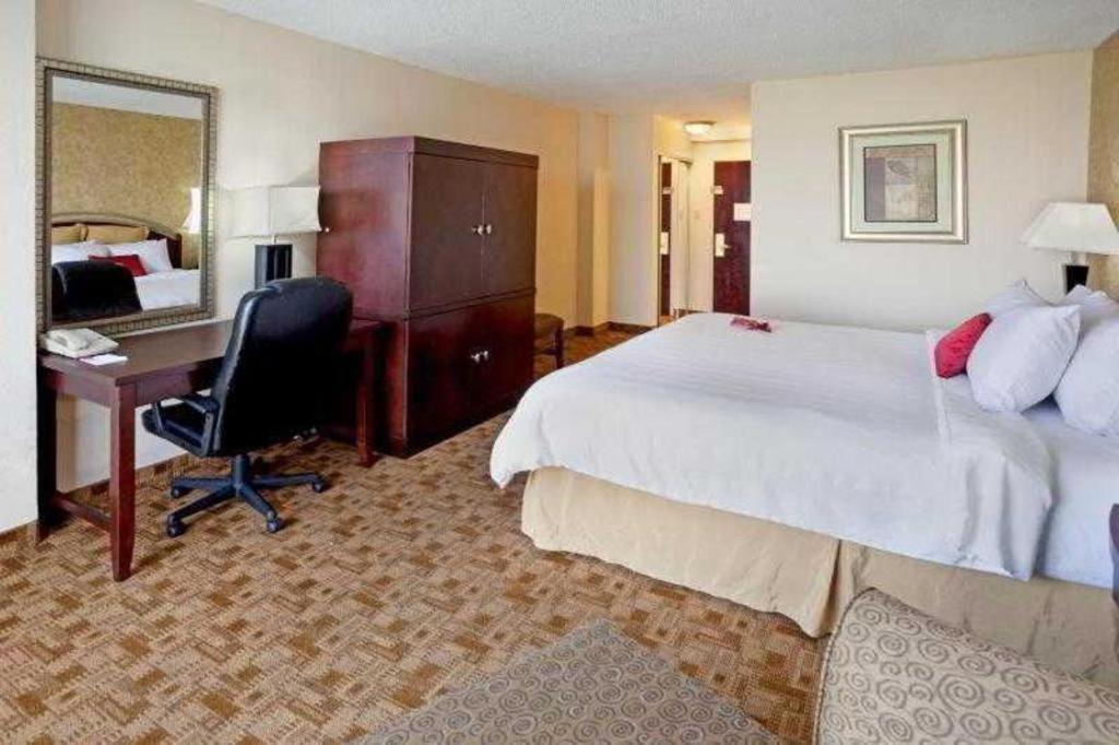 Radisson Hotel Austin - University Exteriör bild
